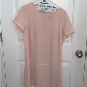 Light pink short sleeve dress